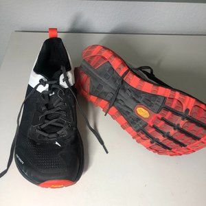 Altra Olympus 4 Trail Running shoes